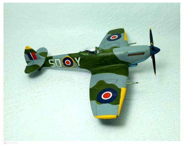 SUPERMARINE SPITFIRE MK.XVI - 1/72