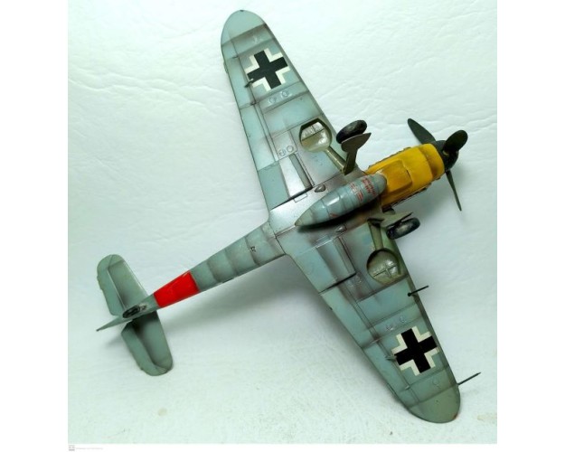 MESSERSCHMITT BF-109 G10 - 2 ROJO - JG300 - 1/48