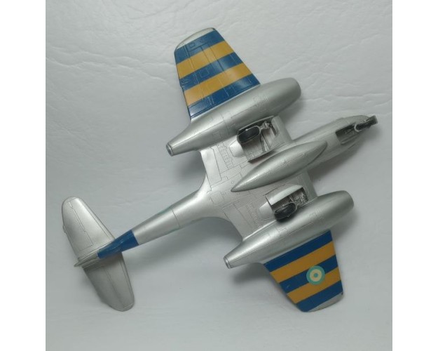 GLOSTER METEOR MK.IV - I-013 - 1/72