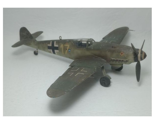 MESSERCHMITT BF-109 K / 17 BLANCO - 1/48