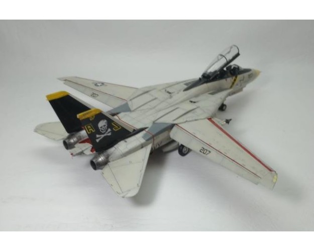 F-14A TOMCAT. VF-84 - ESCALA 1/72