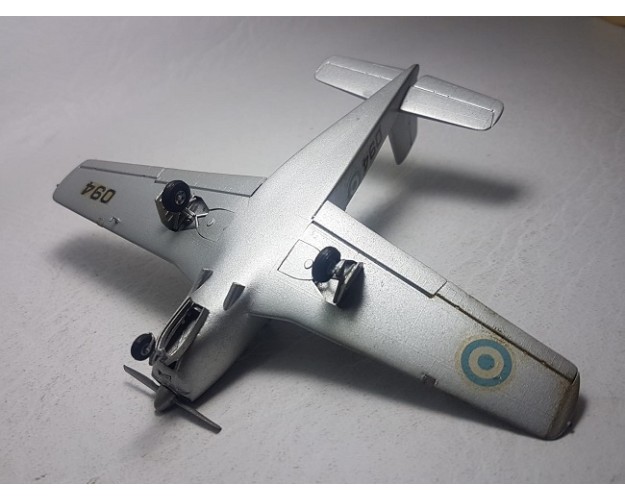 BEECHCRAFT B-45 MENTOR - 094 - ESCUELA DE AVIACIÓN MILITAR - 1/72