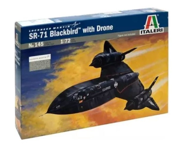 SR-71 BLACKBIRD WITH DRONE