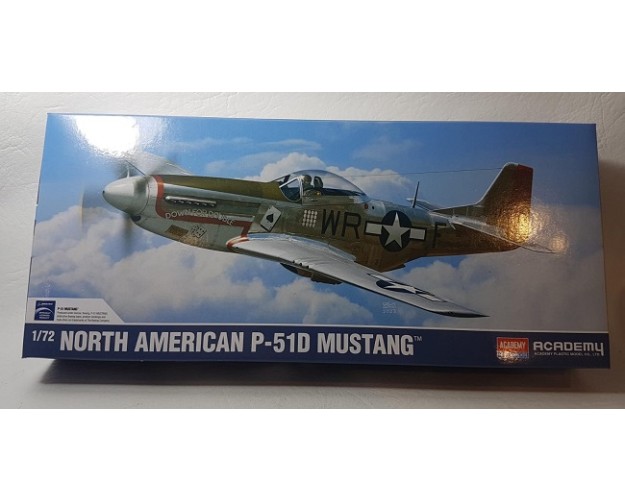 NORTH AMERICAN P-51D MUSTANG