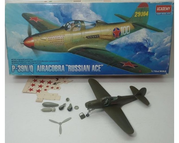 P-39N/Q AIRACOBRA "RUSSIAN ACE" - 1/72 - SEMITERMINADO