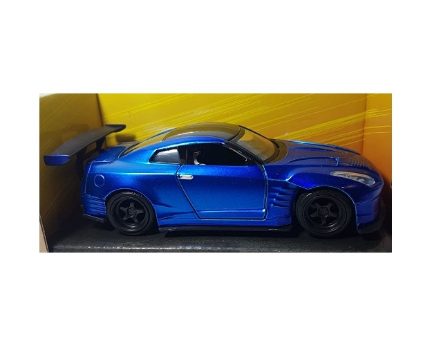 BRIAN'S NISSAN GT-R (R35) BEN SOPRA