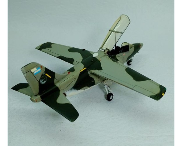 IA-63 PAMPA - 1/72