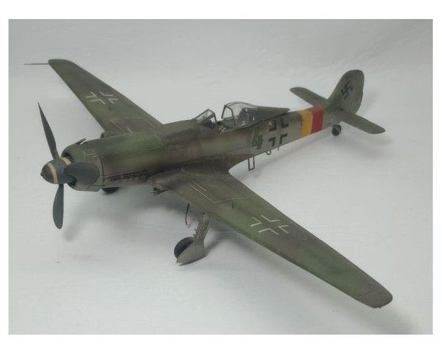 FOCKE-WULF TA-152 - 4 VERDE - 1/48