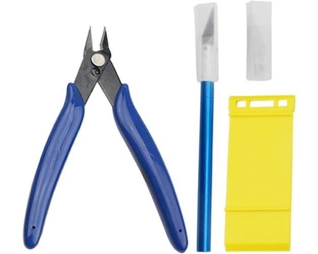 CAJA DE HERRAMIENTAS PARA MODELISMO - 22 PIEZAS