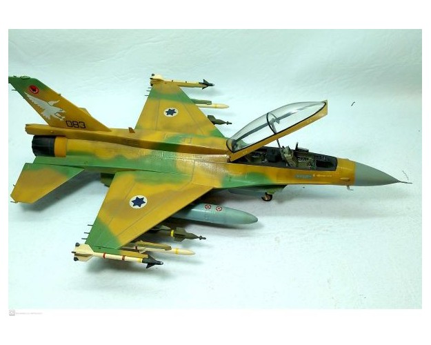 F-16I SUFA - ESCALA 1/48