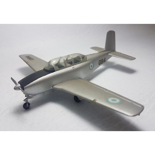 BEECHCRAFT B-45 MENTOR - 094 - ESCUELA DE AVIACIÓN MILITAR - 1/72