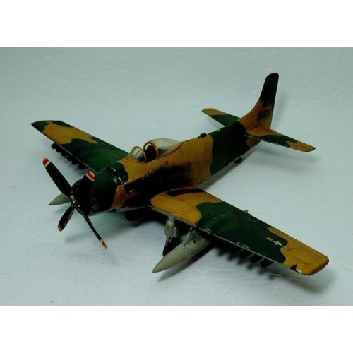 A-1H SKYRAIDER - USAF - VIETNAM - 1/72