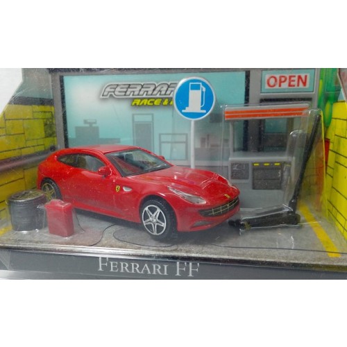 FERRARI FF