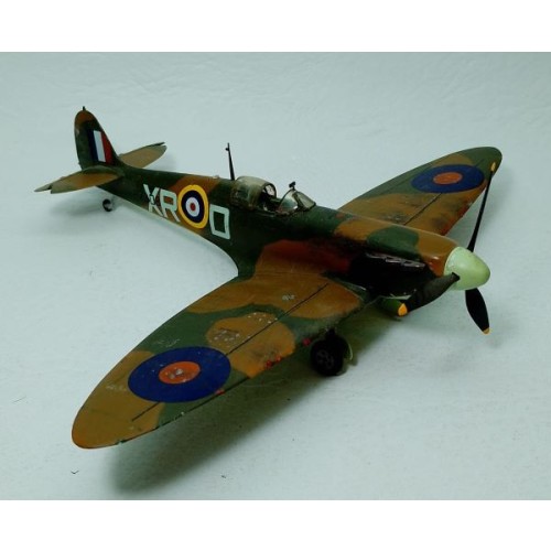 SUPERMARINE SPITFIRE MK.IIa - PILOT OFFICER WILLIAM DUNN - 1/48