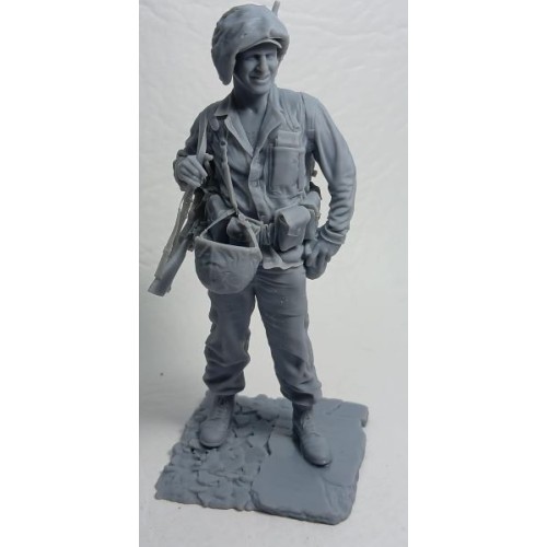 Marine con trofeos - 1/16