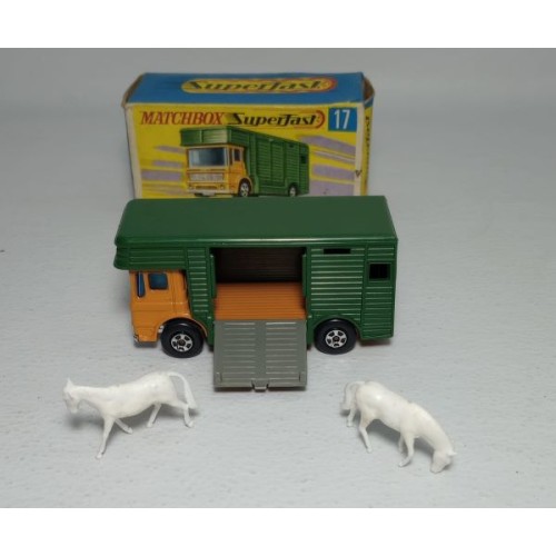 CAMIÓN PARA CABALLOS