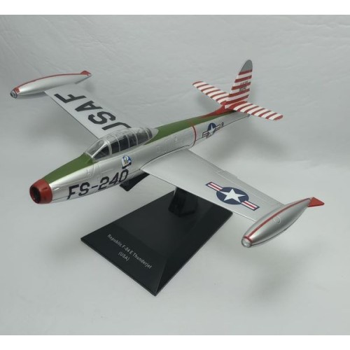 REPUBLIC F-84 THUNDERJET