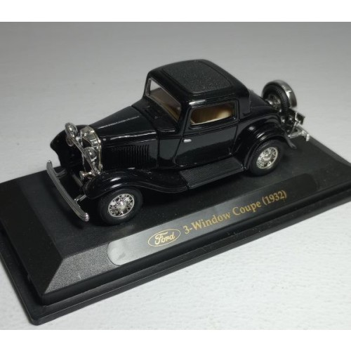 FORD 3-WINDOW COUPE (1932)