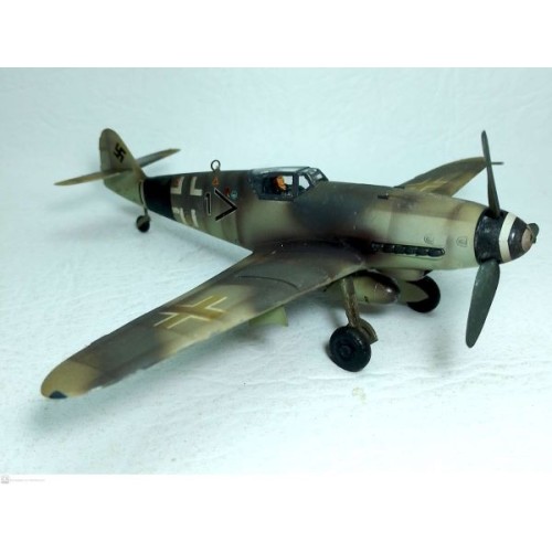 MESSERCHMITT BF-109 K / 1 NEGRO - 1/48