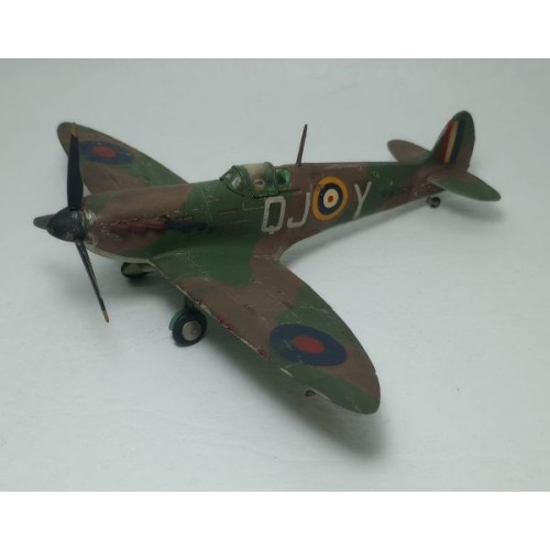 SUPERMARINE SPITFIRE MK.I - QJY - 1/72