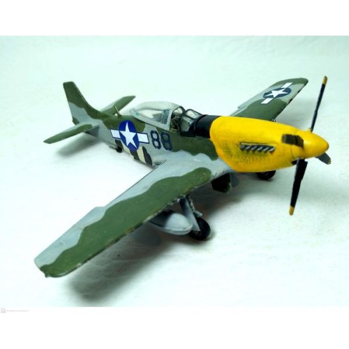 NORTH AMERICAN P-51D MUSTANG - 1/72