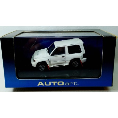 MITSUBISHI PAJERO EVO