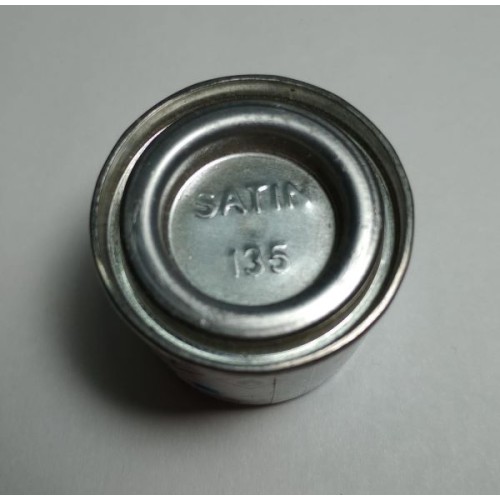 No.135 Satin Varnish
