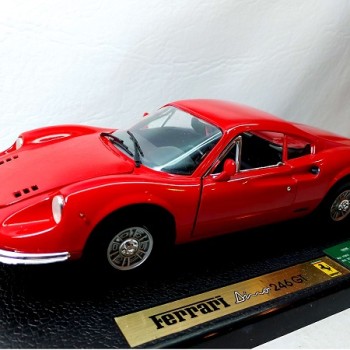 FERRARI DINO 246GT