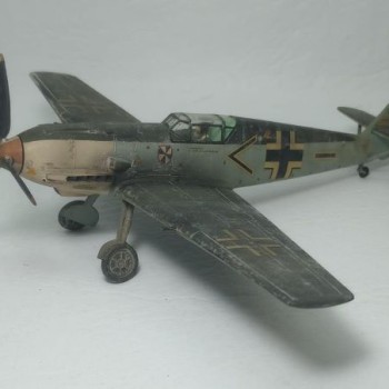 MESSERSCHMITT BF-109 E4 - FRANZ VON WERRA 1/48
