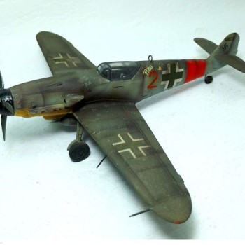 MESSERSCHMITT BF-109 G10 - 2 ROJO - JG300 - 1/48