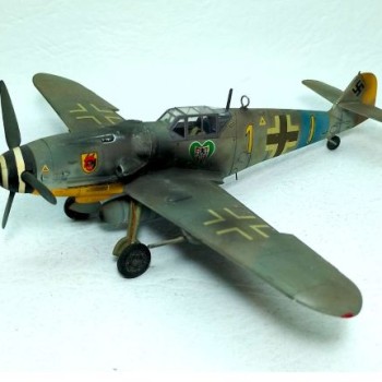 MESSERCHMITT BF-109 G-6 JG54 - 1 AMARILLO 1/48