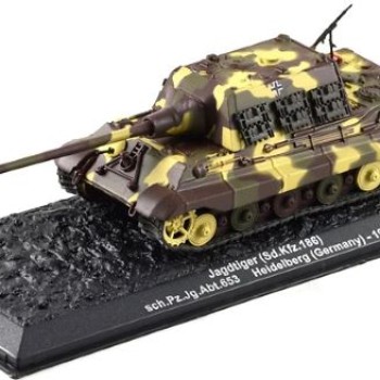 Panzerjäger Tiger Ausf.B (Sd.Kfz.186) Jagdtiger sch.Pz.Jg.Abt.653 Heidelberg (germany) - 1945