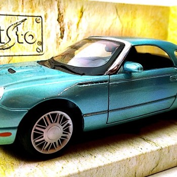 2002 FORD THUNDERBIRD 1/25