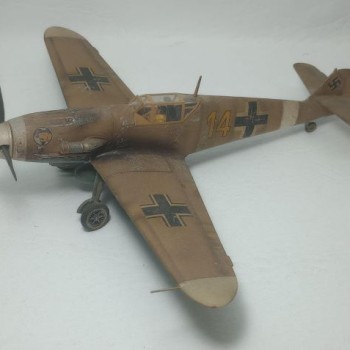 MESSERCHMITT BF-109 F / 14 AMARILLO (MARSEILLE) 1/48