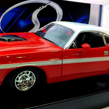 1970 DODGE CHALLENGER R/T COUPE