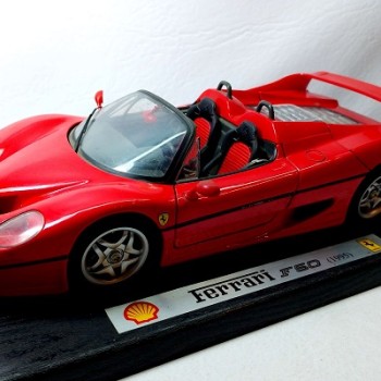 FERRARI F50